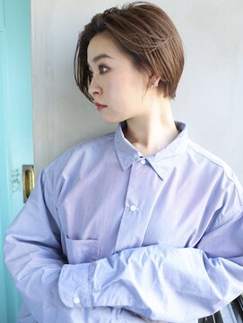 バース(BIRTH) 天神【BIRTH】サイドパート×耳掛け束感ショート
