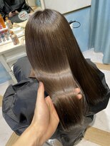 ロンドルーチェ 心斎橋(Lond luce)&nbsp;ダークアッシュ/ミディアムレイヤーカット［髪質改善/縮毛矯正］