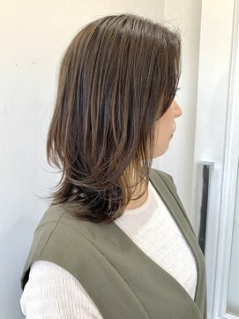 フォーク FOLK 【FOLK】透明感ベージュ☆似合わせ外ハネレイヤーミディアム♪