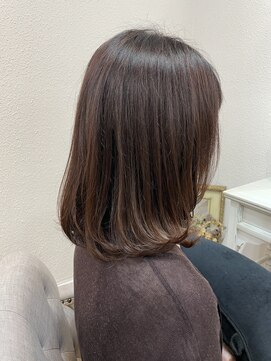 ココロカラ(Cocorokara) 大人可愛いナチュラルボブ