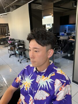 アイズ 海老名(AIZU) スウィングアップバングジェットモヒカンフェードカットショート