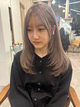 ポーチバイハニー オモテサンドウ(PORCH by HONEY omotesando) 小顔フェイスレイヤー　ミルクティーグレージュ　ハイトーン