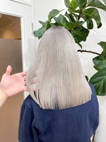 ロイス 神宮前(ROIS)&nbsp;透明感ベージュカラー/ダブルカラー/ケアブリーチ[表参道駅]