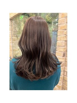 モナン 新宿(Monan) カーキグレージュ