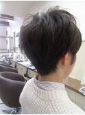 黒髪ベリーショート