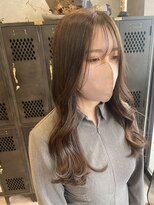 アチーブリス(achieve Liss)&nbsp;透け感バングロングヘアくびれ巻きショコラベージュカラー