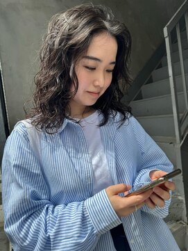 ビビト(bibito) bibito ウェーブヘア くるくるパーマ スパイラル