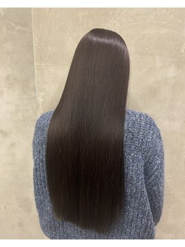 山野愛子美容室 銀座店 【透明感カラー】ツヤ髪×オリーブグレージュ