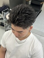 イーラ 2d(era)&nbsp;スパイラルパーマ　刈り上げ　眉毛　フェード　メンズ