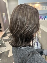 クオルヘアーバイヨリ(QOL hair by yori)&nbsp;伸ばし中の方にオススメ白髪ボカシハイライト