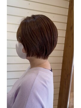リリー(Lily) 30代からのナチュラル美シルエット艶ショートボブ