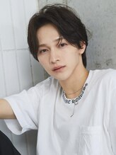レム 新宿(REM) メンズ×韓国風センターパートマッシュ