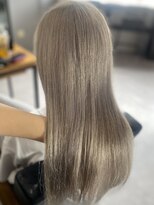 ウェイビー 桜木町店(WAVY)&nbsp;ホワイトベージュ