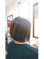 ウルハ(URUHA)&nbsp;王道前下がりボブ