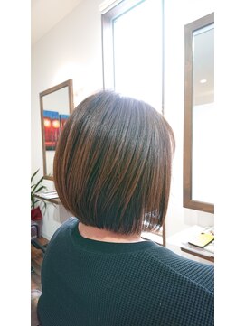 ウルハ(URUHA) 王道前下がりボブ