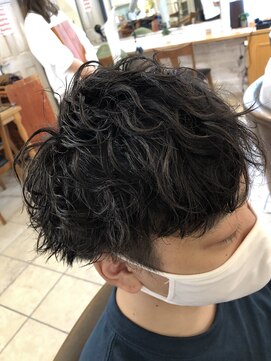 キャンバス バイ ネオリーブ 横浜西口(Canvas by neo.) 横浜★メンズミディアムフェザーマッシュ