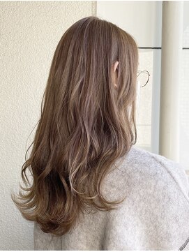 ラべリー 池袋(LOVELEY) 【 LOVELEY 】ナチュラルロング×アッシュベージュ