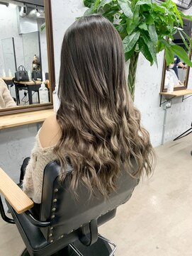 ワン(ONE) アッシュベージュグラデーション