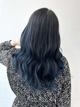 アライブ キチジョウジ(ALIVE Kichijoji) ネイビー×エアタッチバレイヤージュカラー