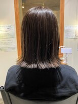 ヘアードレッシングショップ サロ(Hair Dressing Shop Salo) ぱつっとボブ×ネイビーグレー#30代#40代#50代