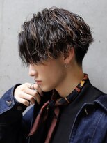 クオンヒール 堺筋本町店(QUON HEAL)&nbsp;スペインカール/スパイキーショート/フェザーパーマ/かき上げ