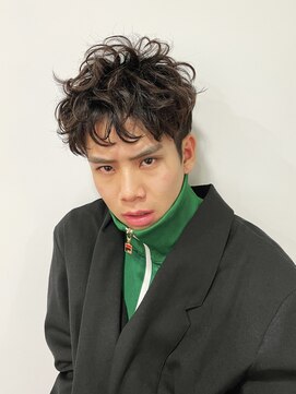 スタジオフォーエイチ(STUDIO 4H) ショート×スパイラルパーマ/ ツイスト/ツーブロ/メンズパーマ