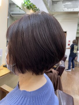 キャラシャローネ お台場(CharaChalone) スタイリング簡単！大人可愛いショートボブ