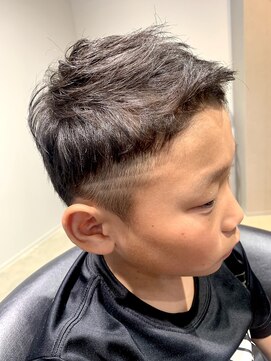 ユリイカビヨウシツ アップバングショート