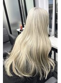 韓国ロングヘア×シールエクステ×ホワイトミルクティー