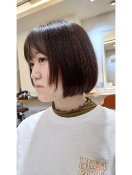 ブロッサム ひばりヶ丘(Blossom) 20代30代大人ショートボブｘ小顔カット丸みショート
