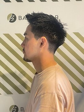 バーバーバー アカバネ(BARBER-BAR AKABANE) 男らしさ全開ジェットモヒカン バーバースタイル フェード#1