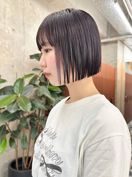 ノエ(noe) ミニボブ×透明感カラーC54