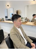 スキンフェードメンズ爽やかアップバングショート刈り上げ