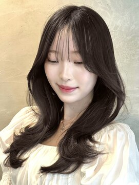 ライン(LINE) 韓国風/レイヤー/小顔/前髪カット/髪質改善/グレージュ/透明感