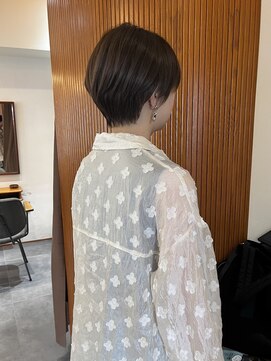 トワ(toi) ショート/アッシュ/横浜/横浜駅