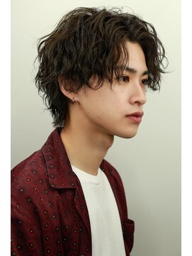 リップス 自由が丘(LIPPS) 波巻き　センターパートウルフ