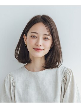 バイエイト(X８) ナチュラル美人の王道ストレートボブ