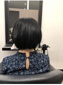ショートボブ