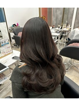 クム(kumu) レイヤーカット /縮毛矯正/前髪/顔周り/名古屋/栄/韓国サロン