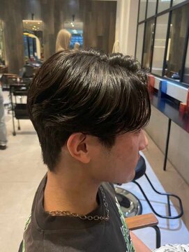 ダブル(W) メンズ/センターパート/カルマパーマ/韓国