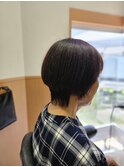 ローライトでつくる立体感ショート