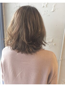 ヒダマリ(hidamari) 無造作ボブ