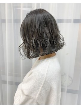 バレッタ (Barrette) 切りっぱなしボブ×オリーブグレージュ