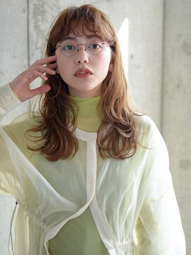 メイクス 表参道(MAKE'S omotesando) 大人かわいい 厚めバング デザインカラー  毛先パーマ 小顔