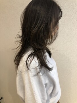 エイチ 梅田(H) ロングレイヤー20代30代40代丸みショートくびれショートボブ