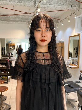 ナループロアツム(Nalu pu loa Tsum) ロングパーマ/ウェーブパーマ/黒髪パーマ/ロングウェーブヘア