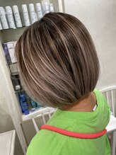 経験豊富なスタイリストの技術で理想のヘアスタイルに［下北沢/ハイライト/脱白髪染め/髪質改善/メンズ]