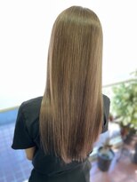 イロン(iroN)&nbsp;20代女性　ミルクティーベージュ