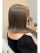 モア(Moa)&nbsp;ミルクティー&外はねボブ