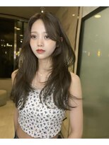 リッカ(LICCA)&nbsp;(licca内堀)韓国ヘア×レイヤーカット×透明感カラー